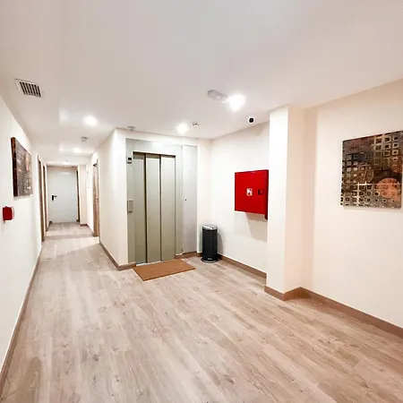 Hotel La Marina Elche Отель