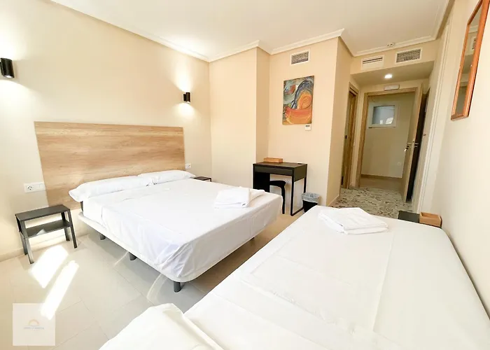 מלון Hotel La Marina Elche