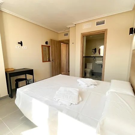 Hotel La Marina Elche 2*